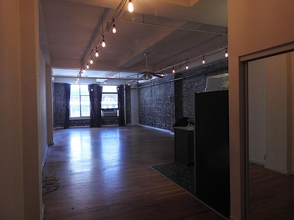 4th image of 635 C St APT 406