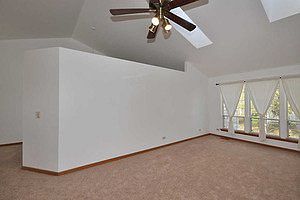 4th image of 475 Cromwell Ct