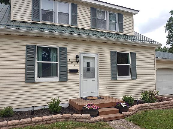 4th image of 102 1st Ave