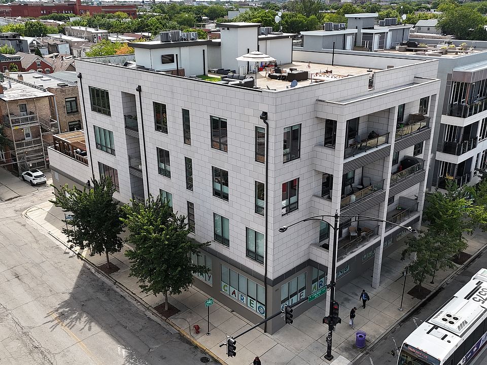 1st image of 1801 W Chicago Ave Unit 4E