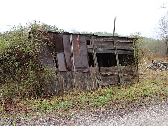 5th image of 1764 Richard Ln