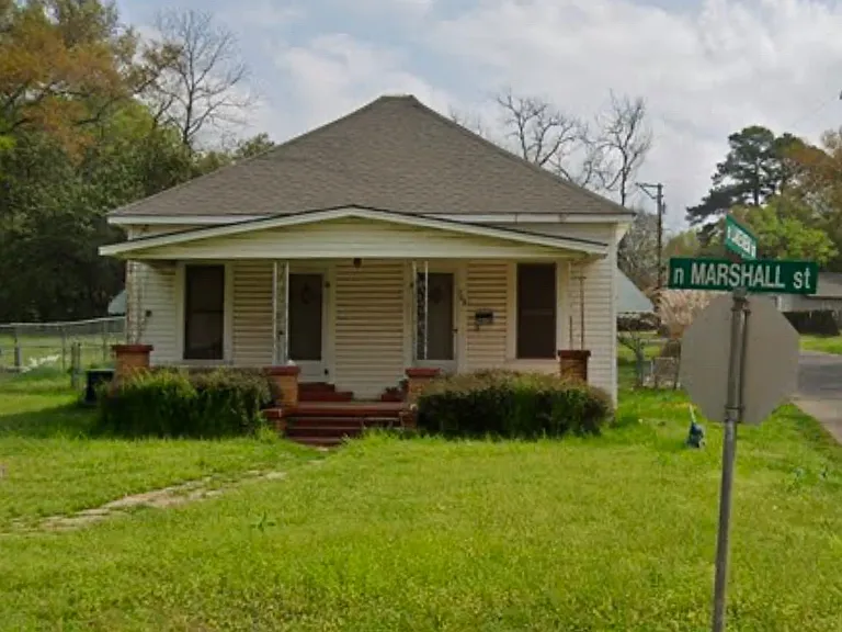 908 N Marshall St — Photo 7