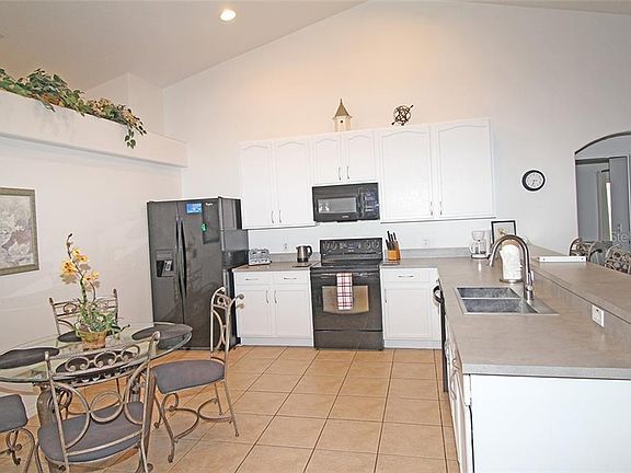 5th image of 115 Woodpecker Ct