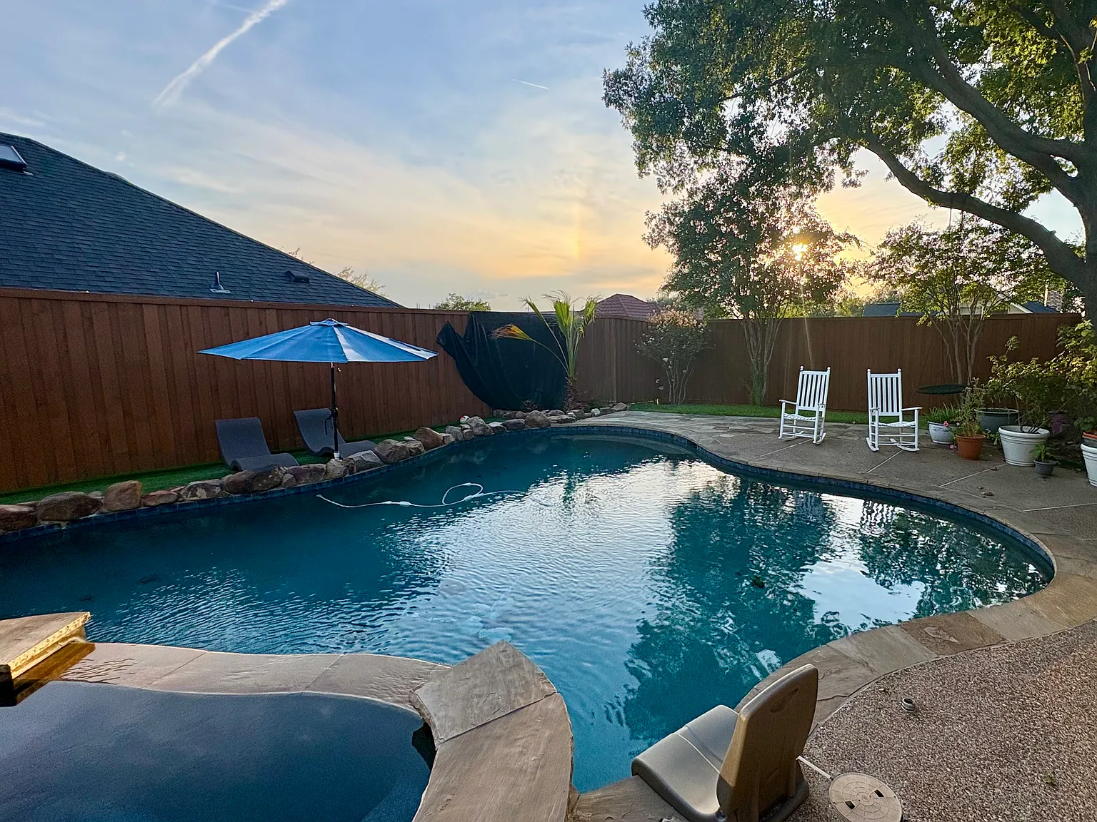3 bed, 2298 sqft, $5,000 — Photo 2