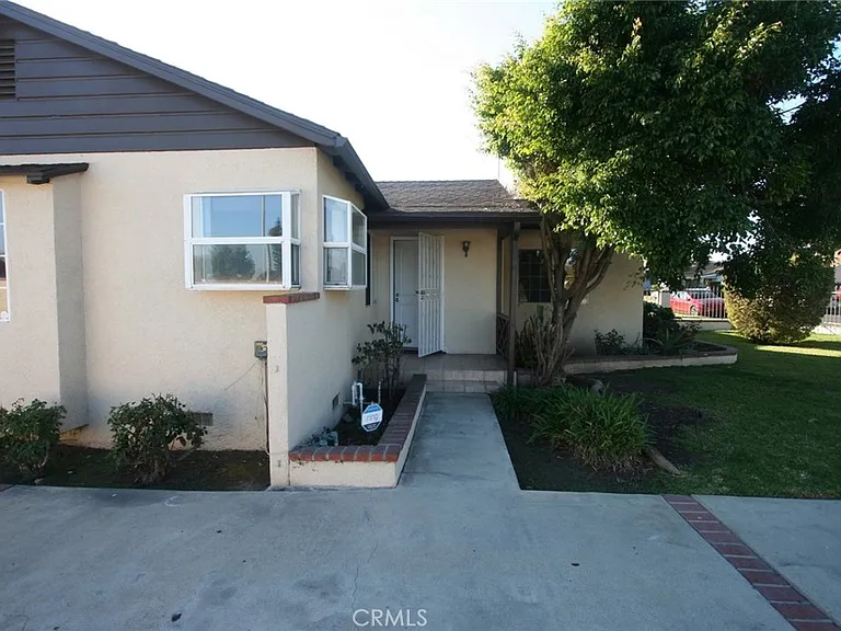 9968 Daines Dr — Photo 49