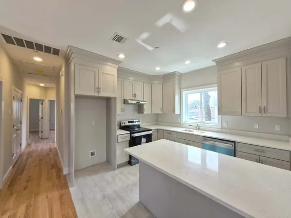 16 Hillcrest St, Staten Island, NY