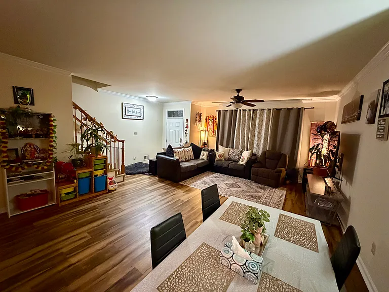 50 Clover Pl — Photo 3