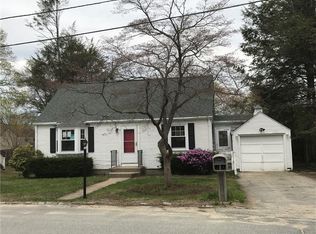 4 David St, Smithfield, RI 02828