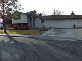 712 S Quay Pl, Kennewick, WA 99336