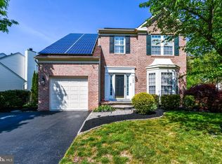 122 Foxtrap Dr, Glen Burnie, MD 21061