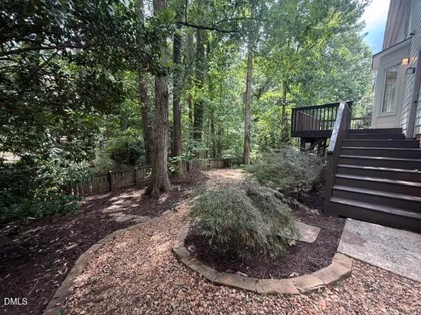 4909 Fortunes Ridge Dr, Durham, NC 27713