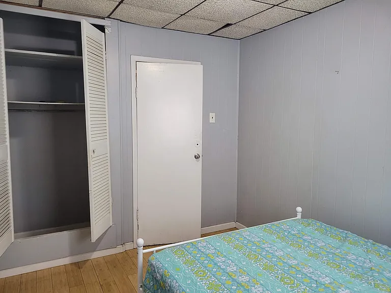 131 Grace St #2 — Photo 8