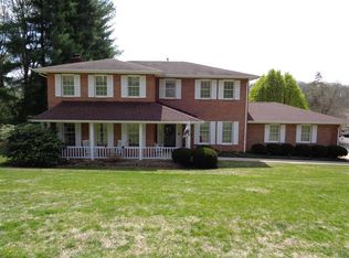 298 Shipley Dr, Bristol, VA 24201
