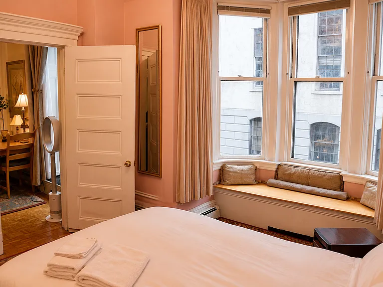 21 Beacon St #3R — Photo 5