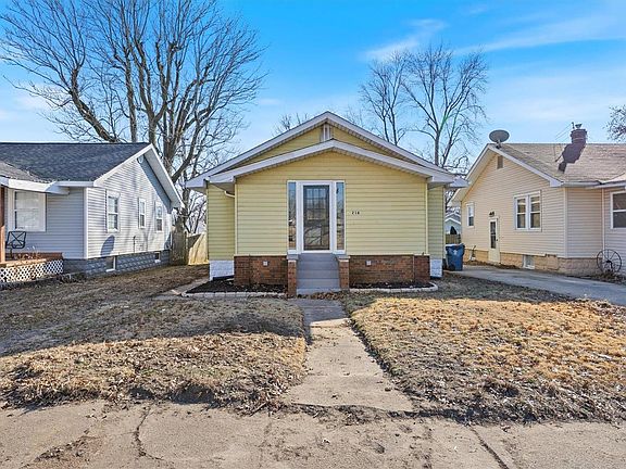 2nd image of 218 Eula Ave