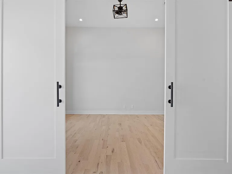 333 Spicewood Trails Dr — Photo 16