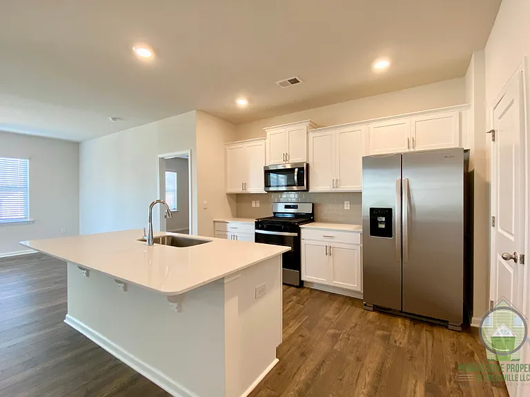 135 Bayridge Rd — Photo 10