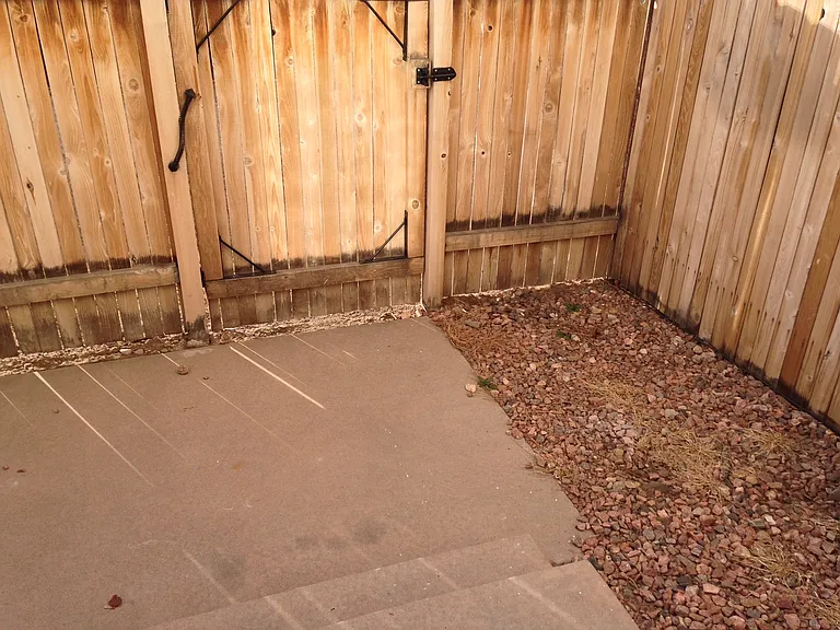 4205 Hunting Meadows Cir — Photo 15