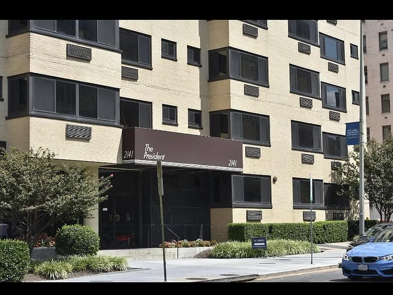 2141 I St NW #614 — Photo 1