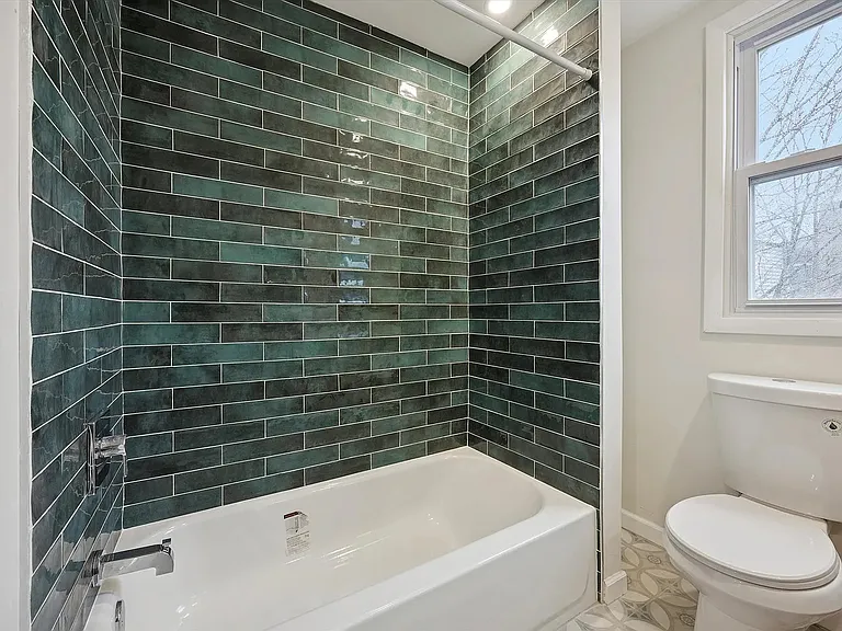 2615 Earp St — Photo 19