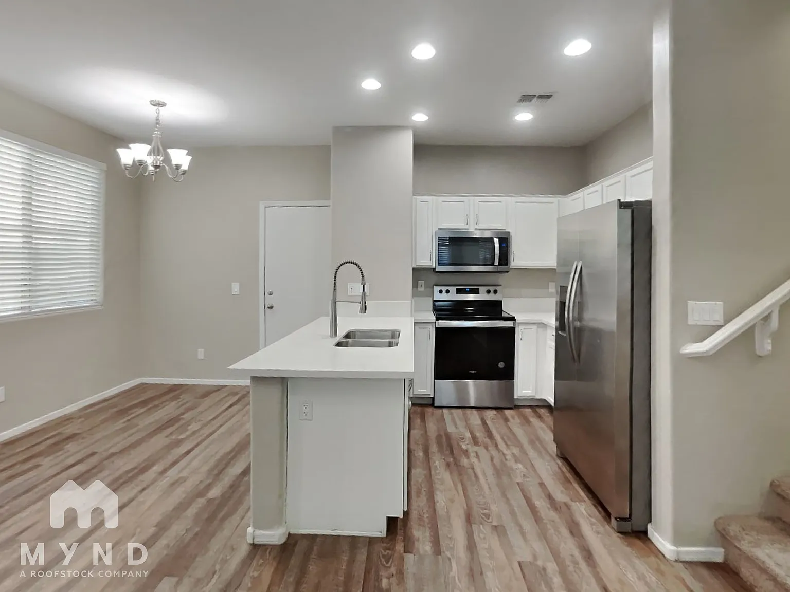 3 bed, 2.5 bath, 1190 sqft, $1,825 — Photo 4