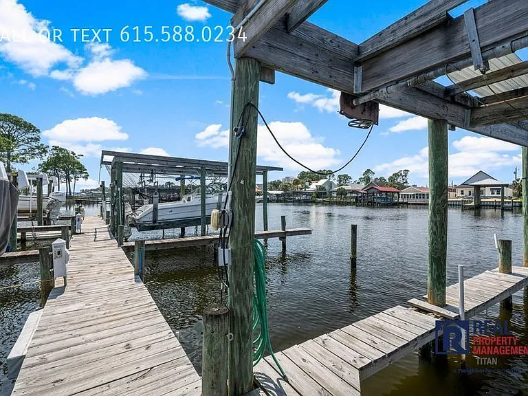 8623 N Lagoon Dr #D4 — Photo 34