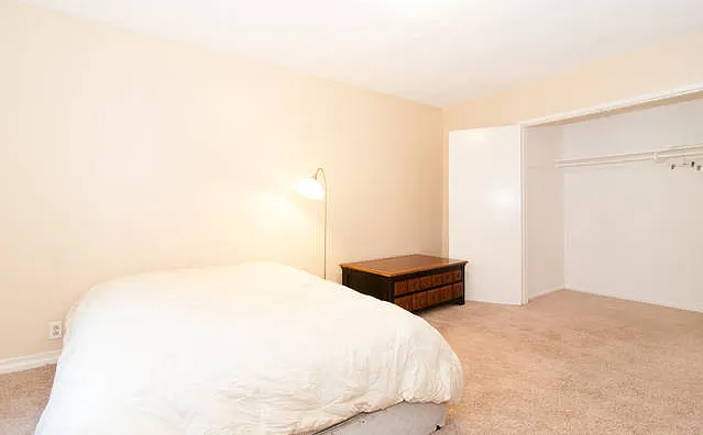 640 Elm Ave #R3 — Photo 4