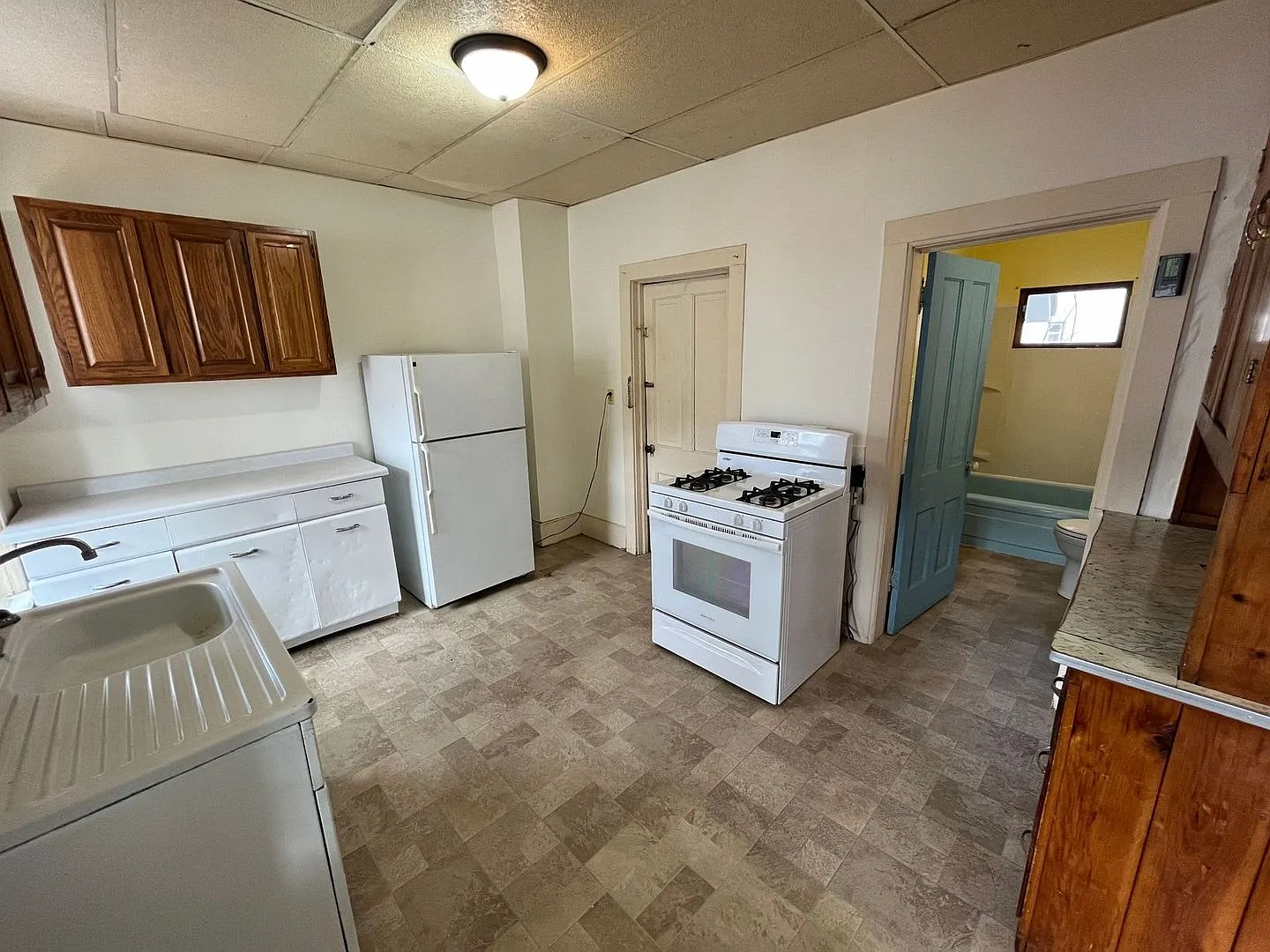 108 S Foster St — Photo 1
