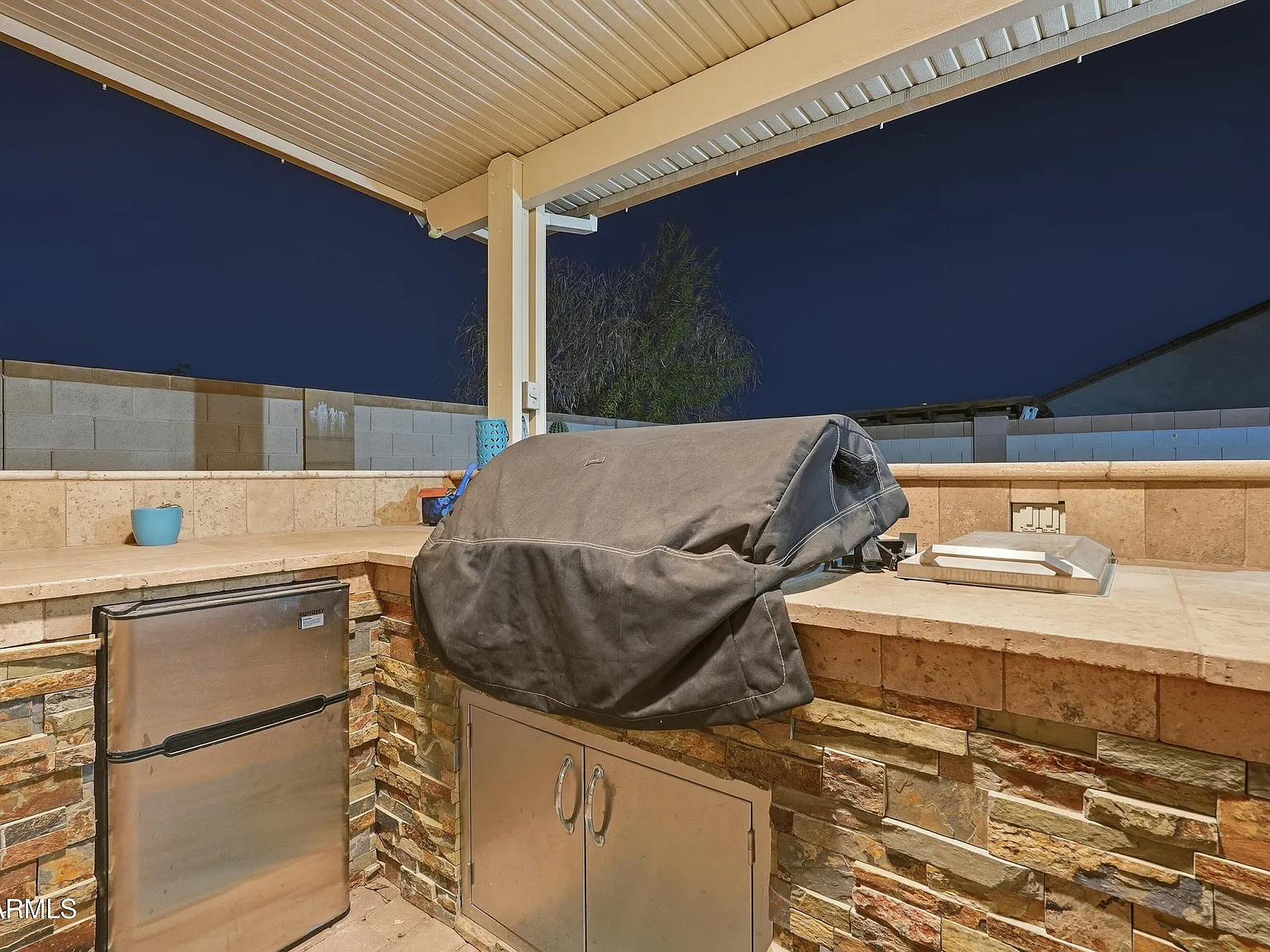 4 bed, 3.0 bath, 2312 sqft, $2,950 — Photo 4
