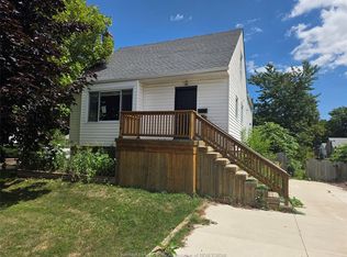 782 Kember Ave, Sarnia, ON N7S 2T5