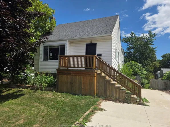 782 Kember Ave, Sarnia, ON N7S 2T5