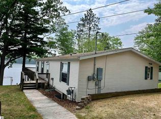 1571 N Crooked Lake Dr, Lake, MI 48632
