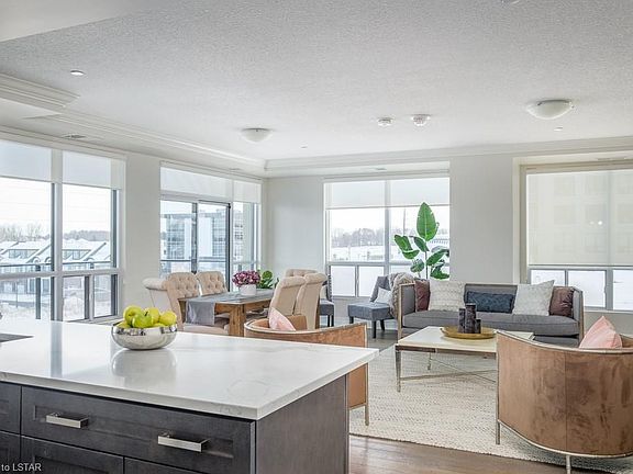 3rd image of 260 Villagewalk Blvd #304