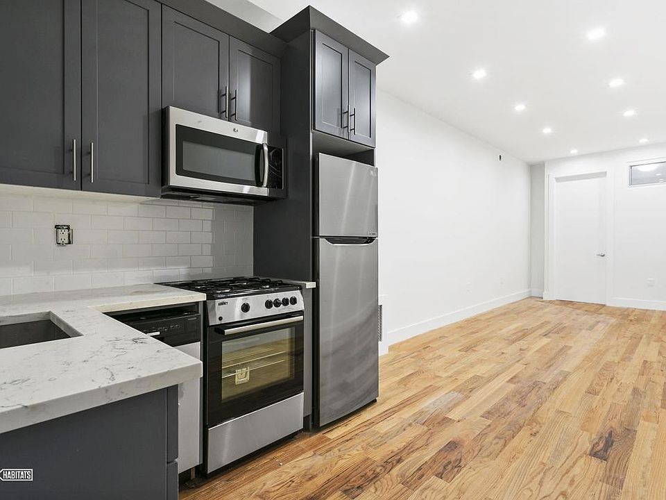 2nd image of 153 Miller Ave APT 2R