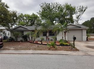 7004 Ivanhoe Dr, Port Richey, FL 34668