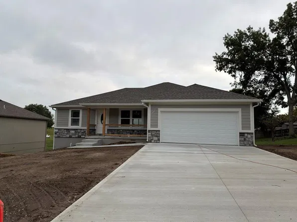 2805 Franklin Ave, Lexington, MO 64067