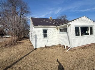 1214 W 20th St, Rock Falls, IL 61071