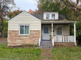 201 W Brooklyn Ave, Pontiac, MI