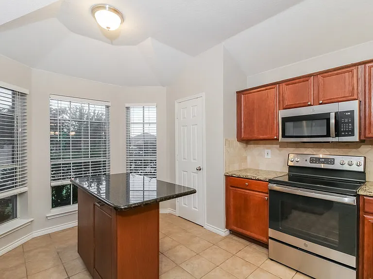 745 Poncho Ln — Photo 9