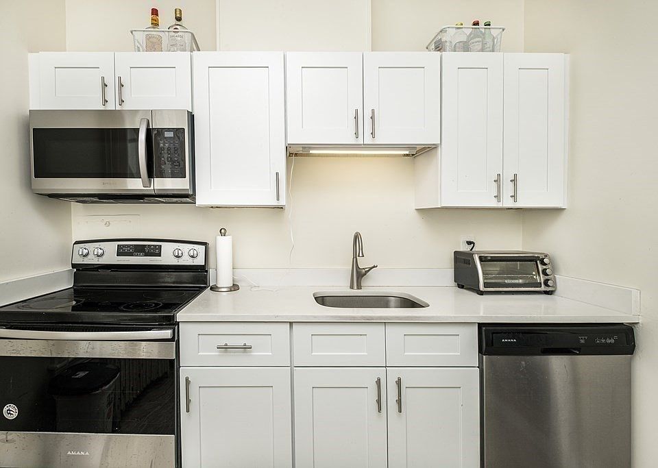 1st image of 1091 Boylston St APT 21