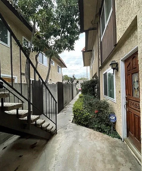 1705 Hope St #6 — Photo 2