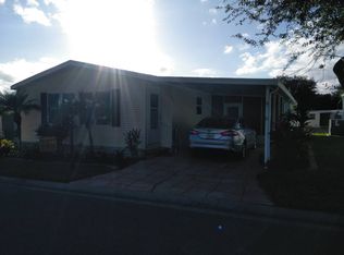 105 Sky Ridge Dr, Valrico, FL 33594