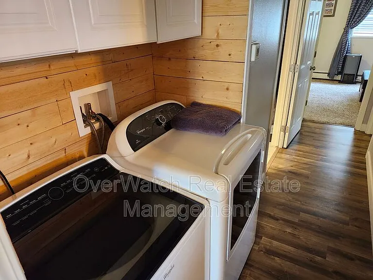6329 E 32nd Ave #2 — Photo 8