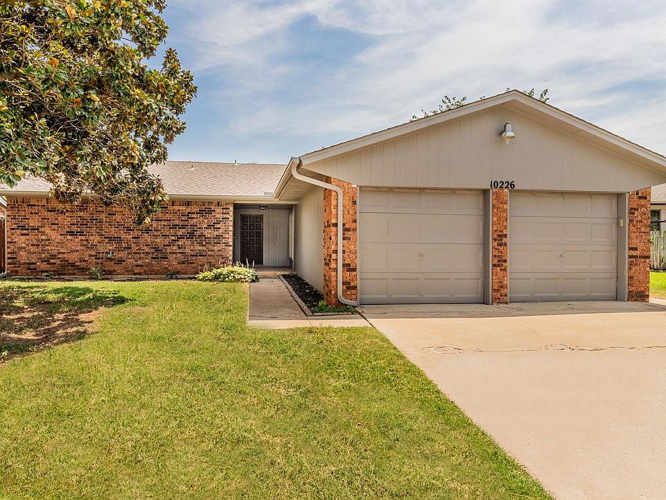 1st image of 10226 Fairfax Ln