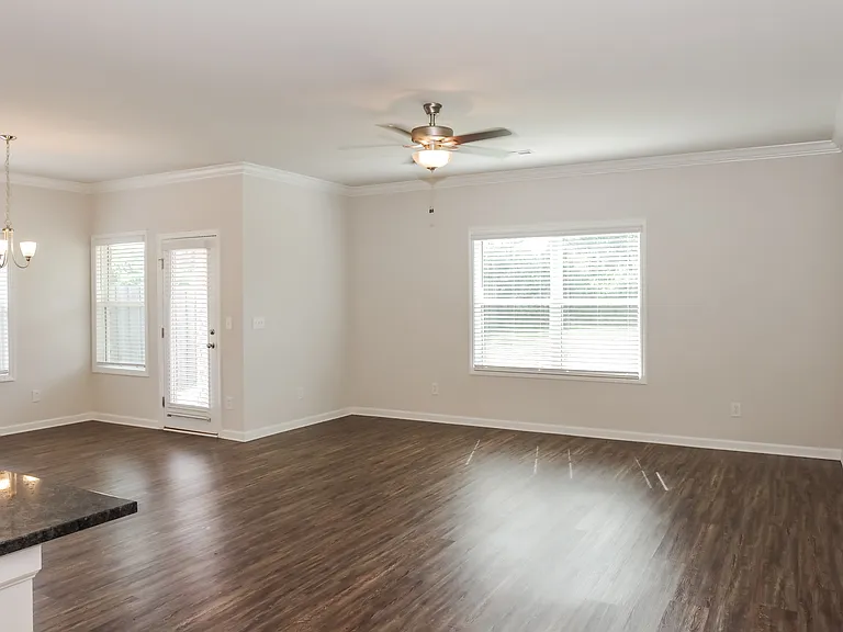 12847 Tallulah Dr — Photo 2