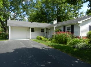 1821 N Patton Ave, Arlington Heights, IL 60004