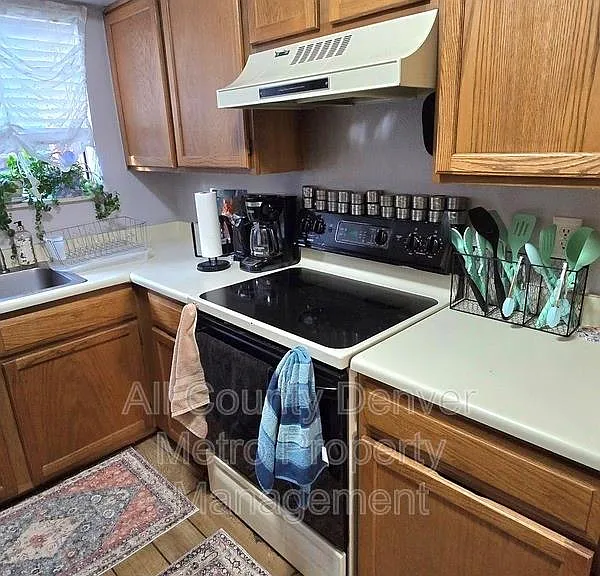 447 Wright St #118 — Photo 6