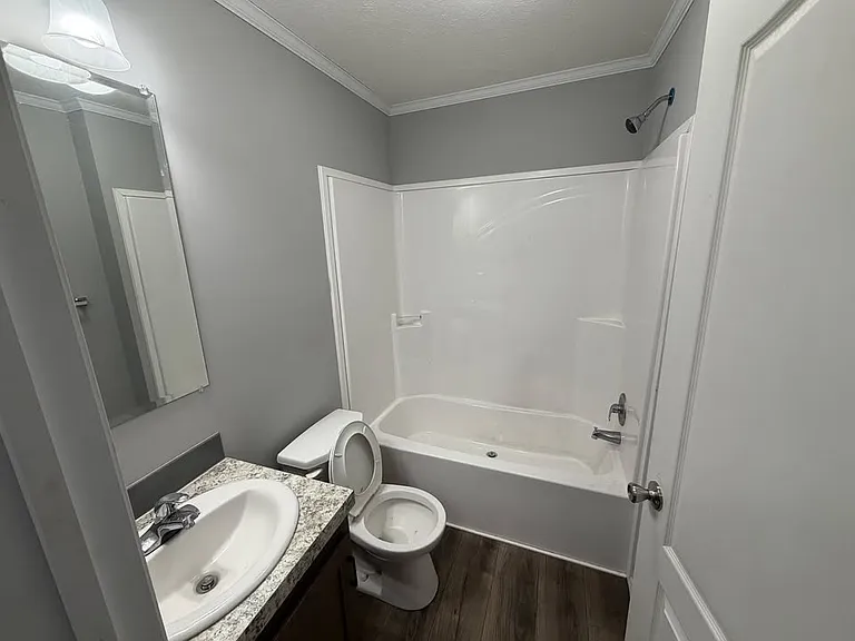 510 N Range St #15 — Photo 5