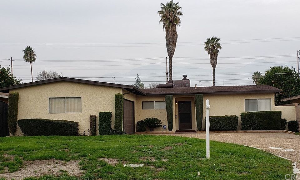 1st image of 1687 E La Deney Dr