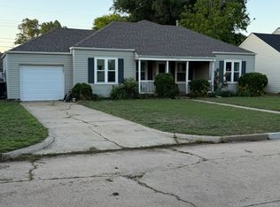 1102 Sunset Ave, Enid, OK 73703